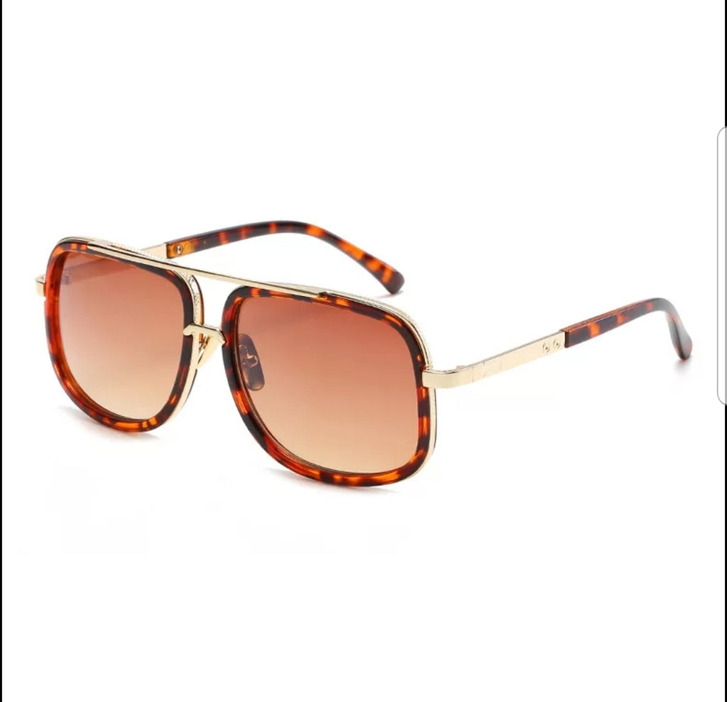 Asher Aviator Sunglasses in Yellow Gold (Men's) by LINDA FARROW – LINDA  FARROW (U.S.)